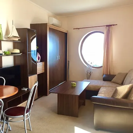 Fantasy Ξενοδοχείο 3*