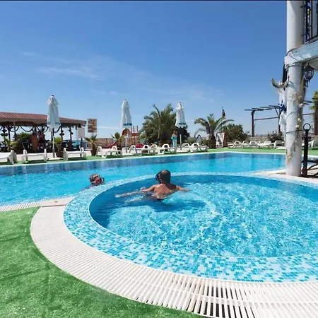 Hotell Fantasy 3*